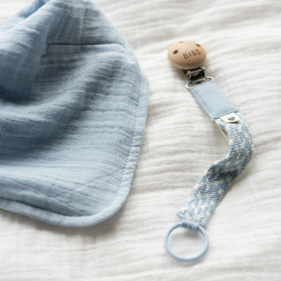 BIBS Paci Braid klip na cumlík - Cornflower / Dusty Blue
