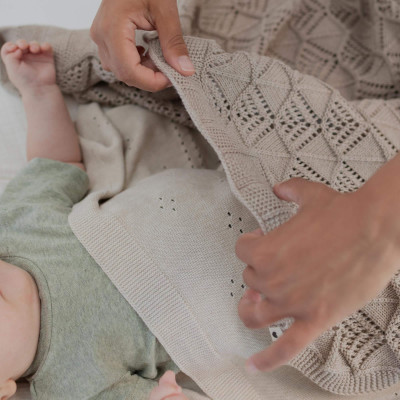 BIBS pletená dierkovaná deka z BIO bavlny - Ivory
